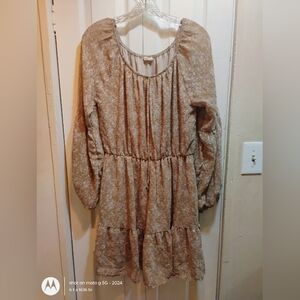 Peach Love California Vintage Beige Long Sleeve Dress